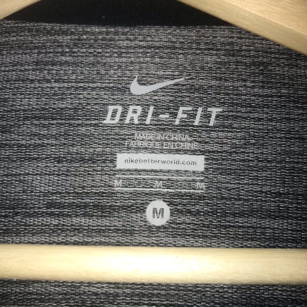 Nike jacket - Picture 4 of 5